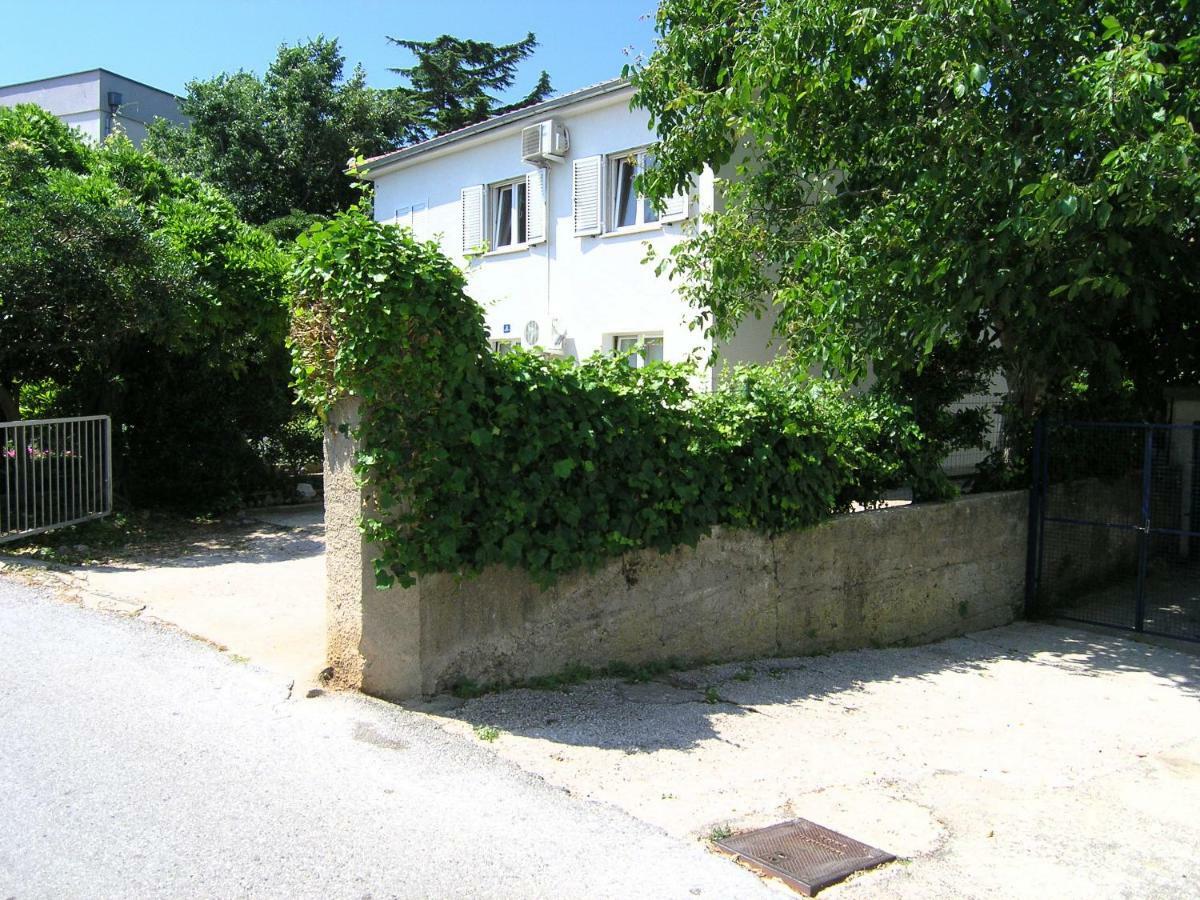 Apartment Danilo Krk Town Eksteriør billede